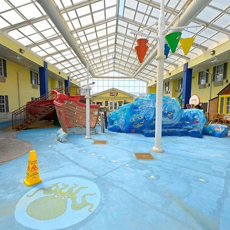 Comfort Inn Splash Harbor Bellville Exterior foto